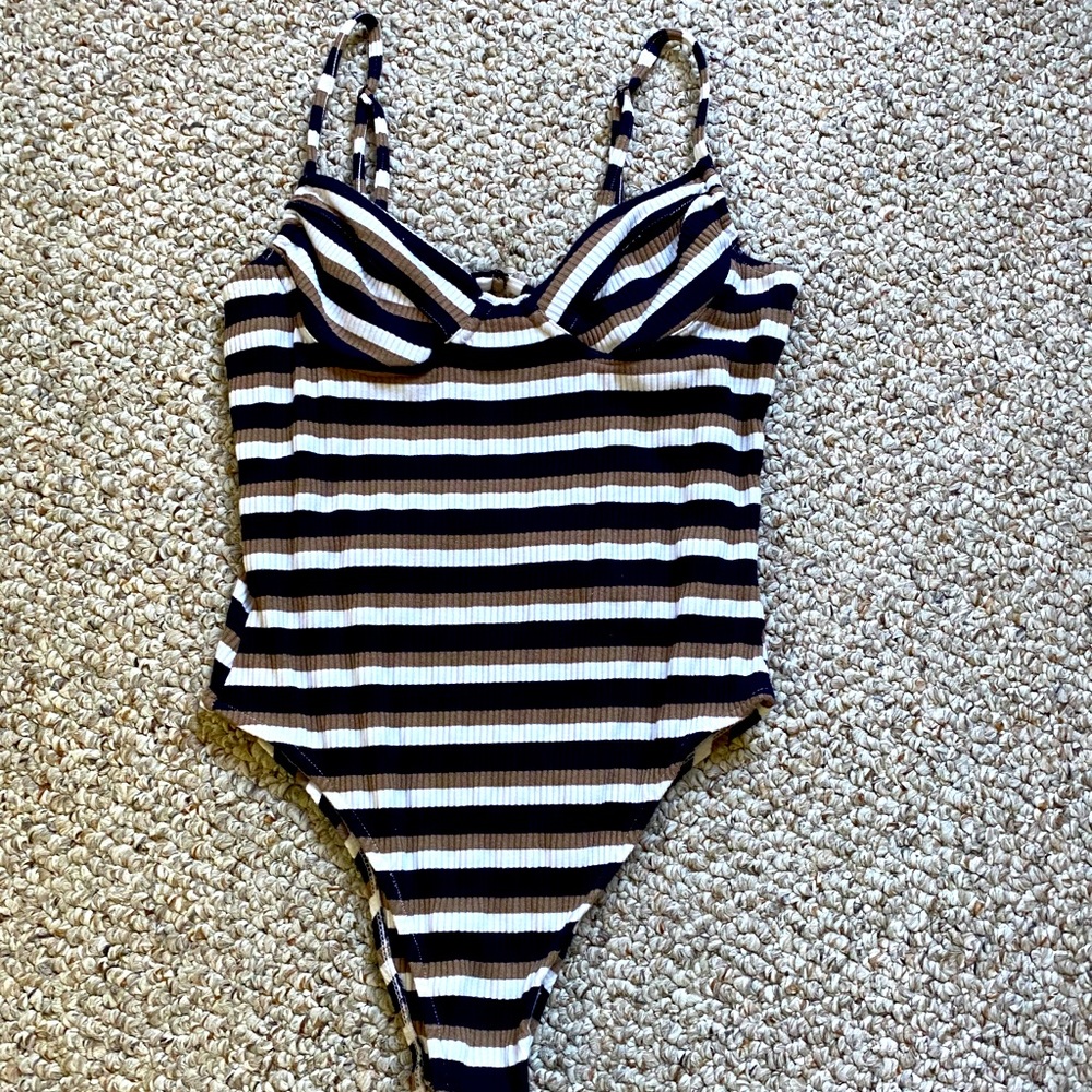 Spaghetti strap striped bodysuit women’s size m